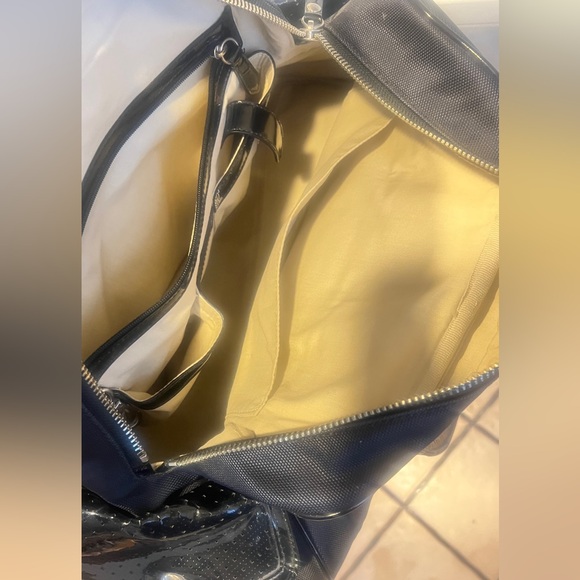 Cole Haan Canavas Patent Leather double handle Shoulder Handbag Black. - Picture 11 of 16